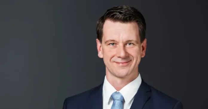 Eike Walters war 16 Jahre bei Tele Columbus, fünf davon zuletzt als CFO. Seit August ist er der neue Finanzcehf der Biotech-Gruppe Tentamus. Foto: Tentamus Group